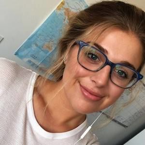 Meet your Posher, Olivia